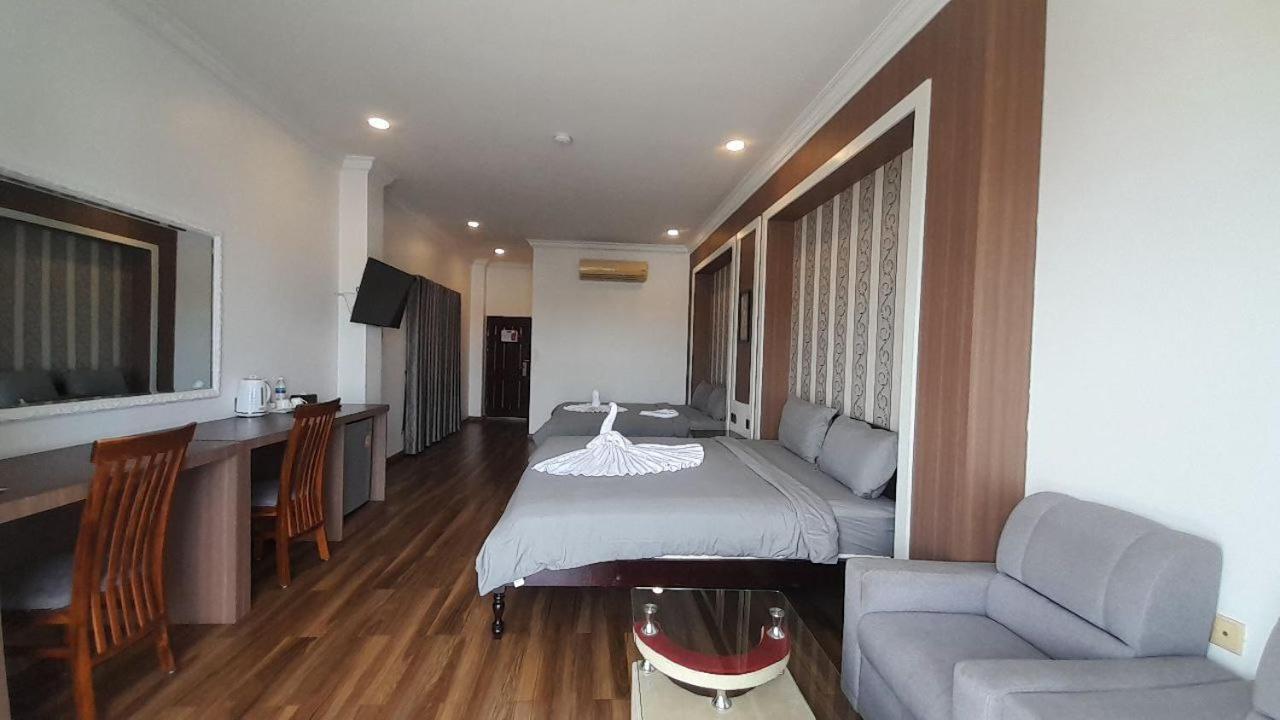 4 Rivers Hotel Phnom Penh Esterno foto