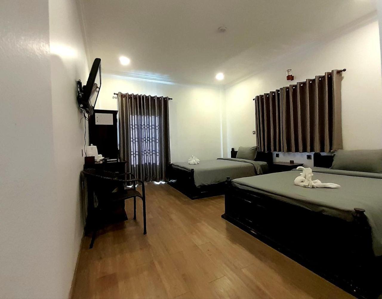 4 Rivers Hotel Phnom Penh Esterno foto