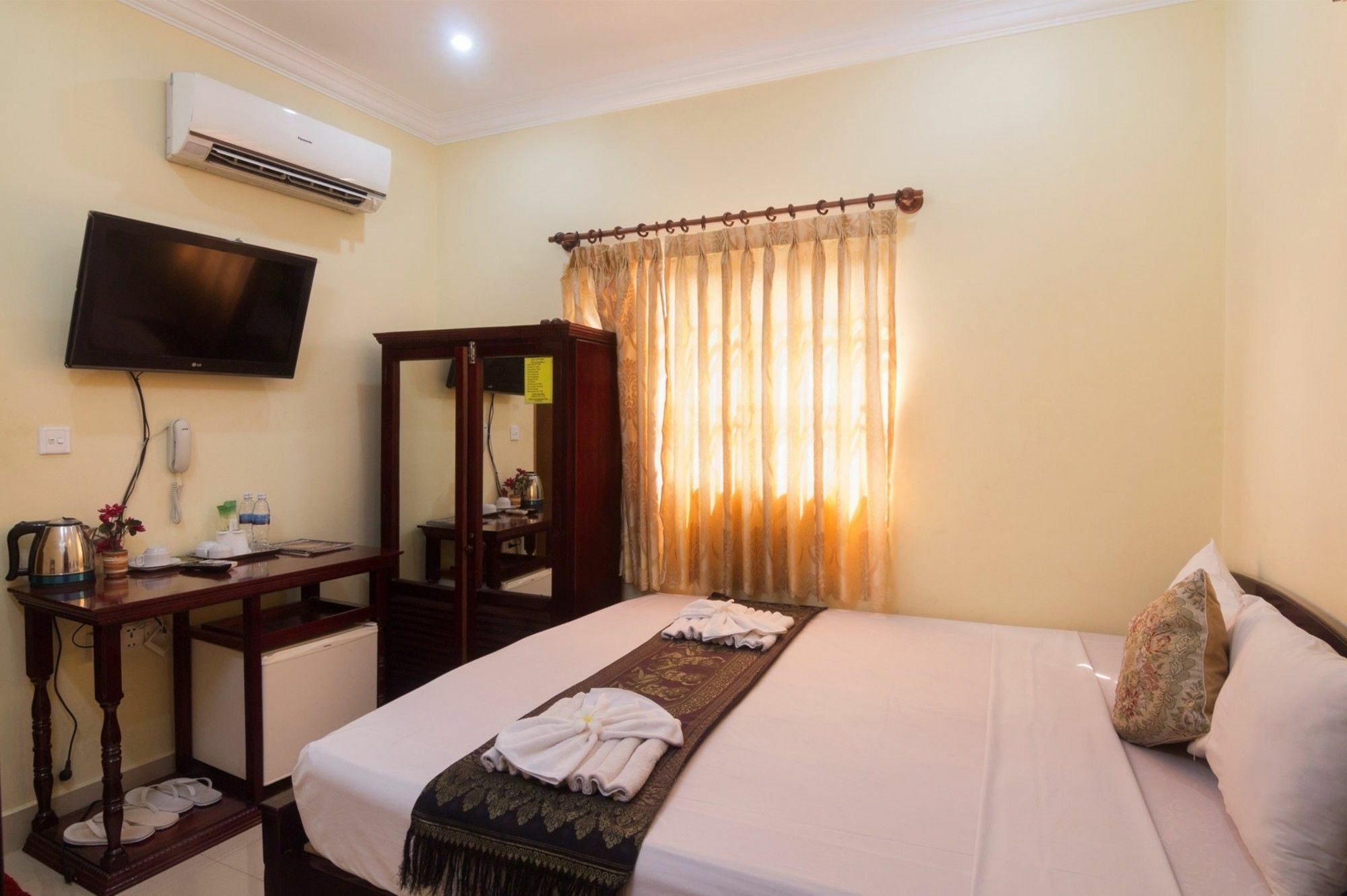4 Rivers Hotel Phnom Penh Esterno foto
