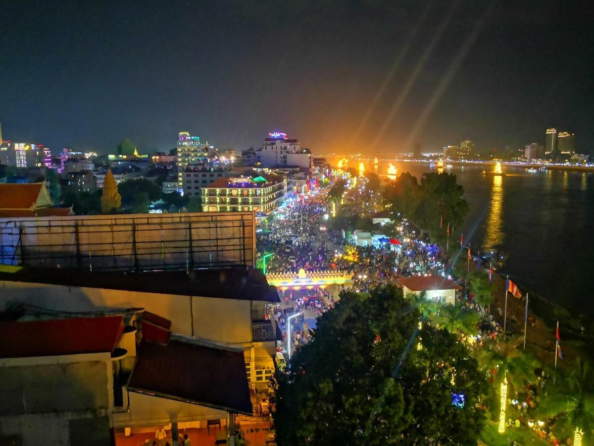 4 Rivers Hotel Phnom Penh Esterno foto
